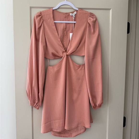 Lulus Dresses & Skirts - NWT Lulus Dress with Cut-Out Design size small pink denim